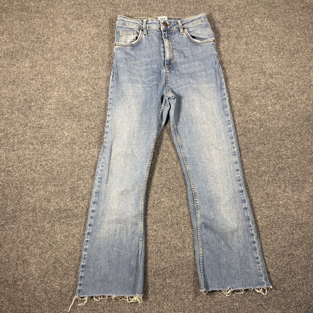 BDG Urban Outfitters Flare Jeans Light Wash Distressed Raw Hem W28 L30